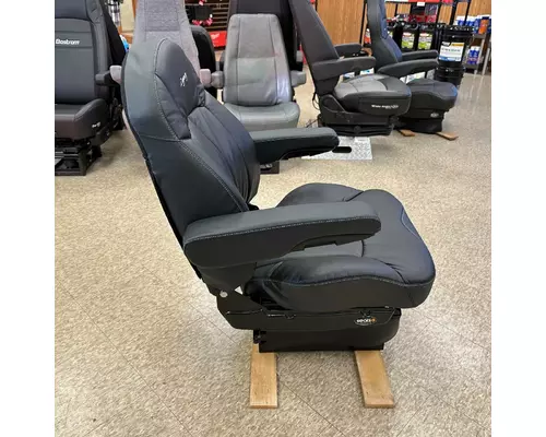   Seat (Air Ride Seat)