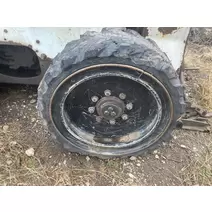 Equip-Tire-And-Rim Bobcat S630