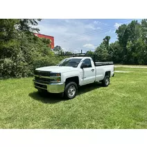 Complete Vehicle CHEVROLET Silverado 2500HD B & W  Truck Center