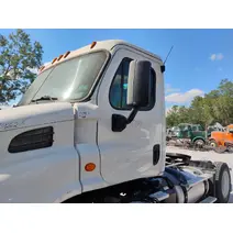 Cab FREIGHTLINER CASCADIA CRJ Heavy Trucks and Parts