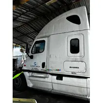 Door Assembly, Front FREIGHTLINER Cascadia USA TRADE & EXPORTS INC