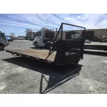 Body / Bed FLATBED F800 LKQ Heavy Truck Maryland