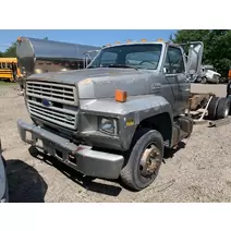 Complete Vehicle FORD F600 2679707 Ontario Inc