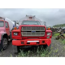 Complete Vehicle FORD F800 2679707 Ontario Inc