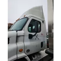 Cab Freightliner Cascadia 113 Complete Recycling