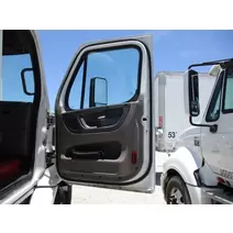 DOOR ASSEMBLY, FRONT FREIGHTLINER CASCADIA 113