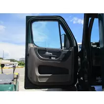 Door-Assembly%2C-Front Freightliner Cascadia-113