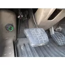 FOOT PEDAL FREIGHTLINER CASCADIA 113