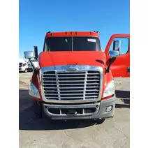 HOOD FREIGHTLINER CASCADIA 113