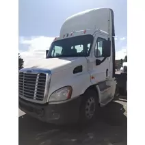 WHOLE TRUCK FOR RESALE FREIGHTLINER CASCADIA 113
