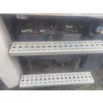 Battery-Box Freightliner Cascadia-125