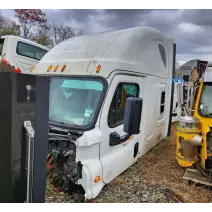 Cab Freightliner Cascadia 125 Complete Recycling