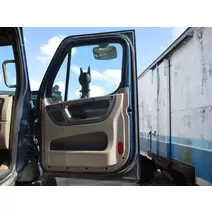 DOOR ASSEMBLY, FRONT FREIGHTLINER CASCADIA 125