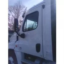 DOOR ASSEMBLY, FRONT FREIGHTLINER CASCADIA 125