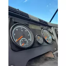 GAUGE CLUSTER FREIGHTLINER CASCADIA 125