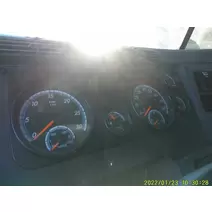 GAUGE CLUSTER FREIGHTLINER CASCADIA 125