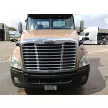 Hood Freightliner Cascadia-125