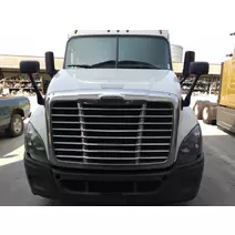 Hood Freightliner Cascadia-125