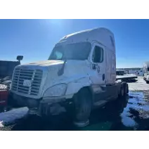 Miscellaneous Parts Freightliner Cascadia 125