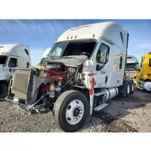 Radiator Freightliner Cascadia 125