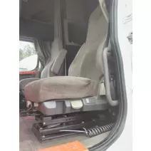 SEAT, FRONT FREIGHTLINER CASCADIA 125