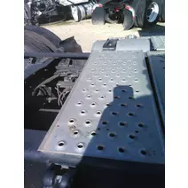 Step%2C-Deck-(Catwalk) Freightliner Cascadia-125