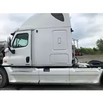 Door-Assembly%2C-Front Freightliner Cascadia-125bbc