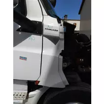 Cowl Freightliner Cascadia-126