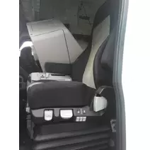 Seat%2C-Front Freightliner Cascadia-126