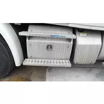 Battery-Box Freightliner Cascadia-132