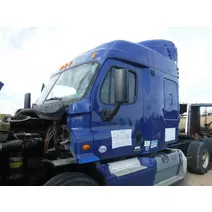 Cab Clip FREIGHTLINER CASCADIA