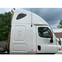 Cab FREIGHTLINER CASCADIA Boots &amp; Hanks Of Pennsylvania