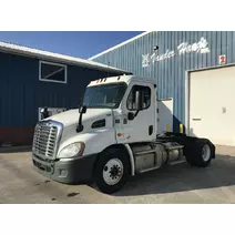 Complete Vehicle Freightliner CASCADIA Vander Haags Inc WM