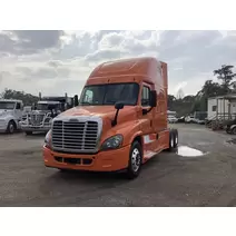Complete Vehicle FREIGHTLINER Cascadia Crj Heavy Trucks And Parts