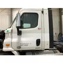 Door-Assembly%2C-Front Freightliner Cascadia