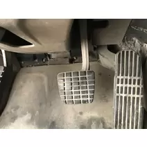 Foot-Control-%2C-Pedal Freightliner Cascadia