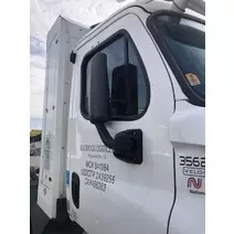 Side-View-Mirror Freightliner Cascadia