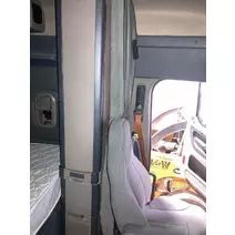 Sleeper Freightliner Cascadia