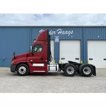 Complete Vehicle Freightliner CASCADIA Vander Haags Inc Dm