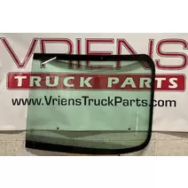 Windshield Glass FREIGHTLINER CASCADIA Vriens Truck Parts