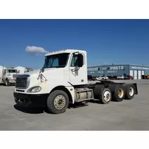 Truck Freightliner COLUMBIA 120