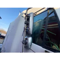 Windshield Glass Freightliner COLUMBIA 120 Complete Recycling