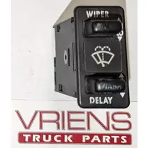 Dash / Console Switch FREIGHTLINER COLUMBIA Vriens Truck Parts