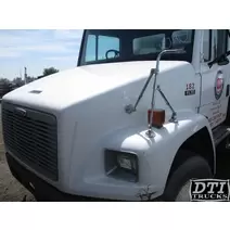Hood FREIGHTLINER FL70 DTI Trucks