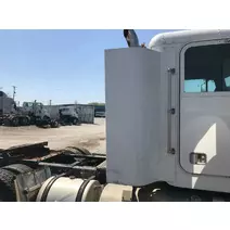 Sleeper-Fairing Freightliner Flc