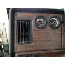 Instrument Cluster Freightliner FLD112