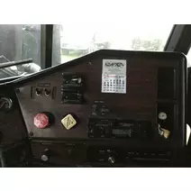 Instrument Cluster Freightliner FLD120