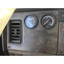 Instrument Cluster Freightliner FLD120