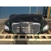 Hood Freightliner M2 106