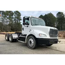 Complete Vehicle FREIGHTLINER M2 112